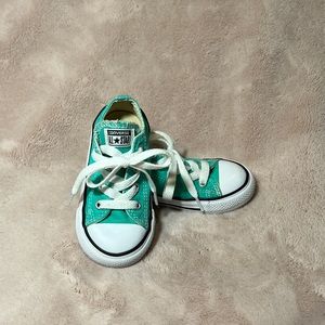 VGUC Teal/Aqua Toddler Low Top Converse